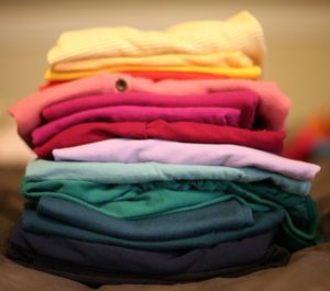 folded clothes 