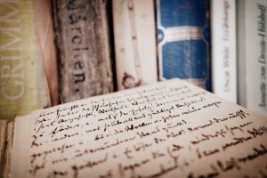 The Best Ways to Store Books: Advice From the Experts 