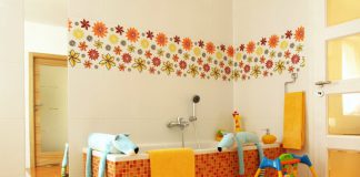 8 Creative Ways to Keep Your Kid's Bathroom Clean