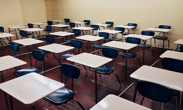 How Teachers Can Use Storage Units to Create Classroom Space